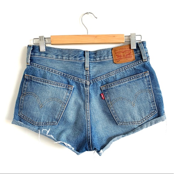 Levi’s 501 denim shorts - Picture 6 of 6